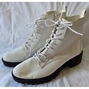 NWOT Camp Site 9 White Lace Up Lug Ankle Boots White 129953